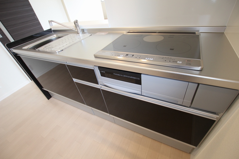 バン・ド・ソレイユ 201号-3