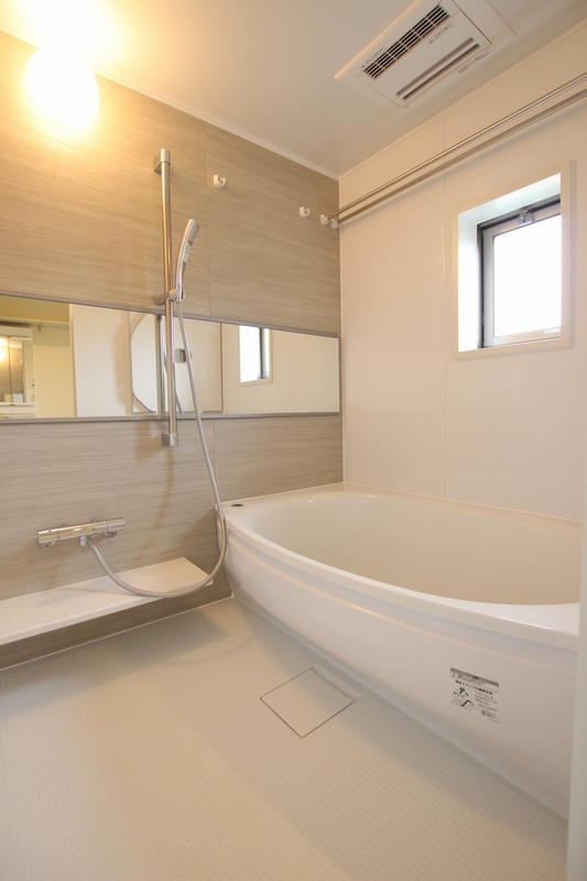 バン・ド・ソレイユ 201号-8