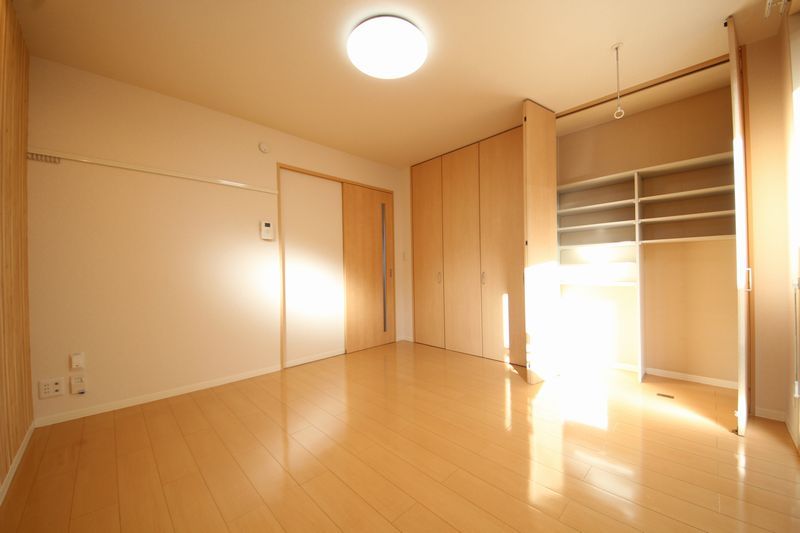 エスポワールⅤ 101号-4