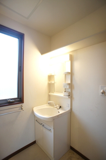 コルテ　ディ　ルーチェＡ 201号-7