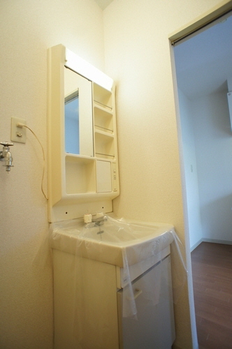 ホワイトシャトル　島田 103号-10