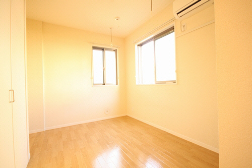 ラージ　フィールド 103号-2