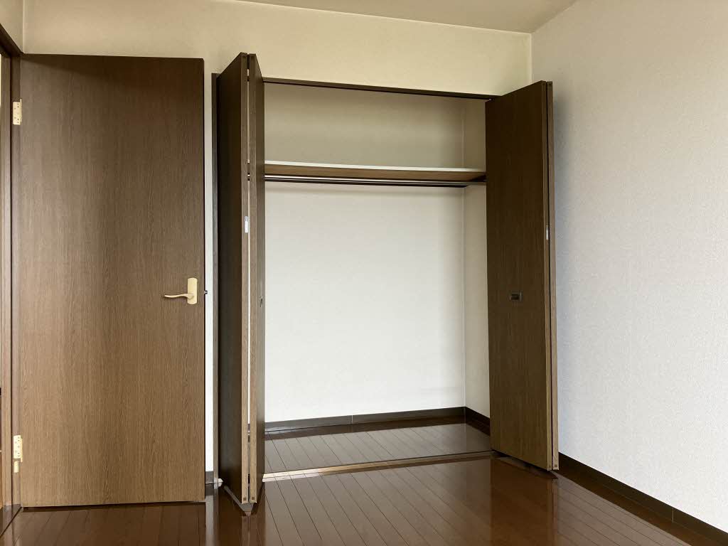 プレミールＴ・Ｈ 303号-6