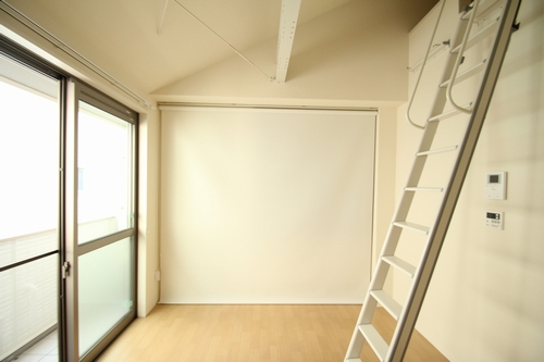 パレスエルクレアⅡ 203号-4