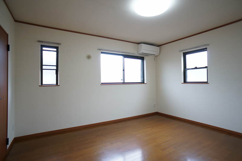 ピアッツァ C 203号-7