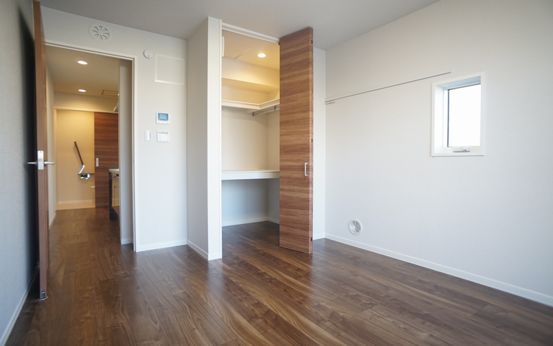 ソラリア 302号-2