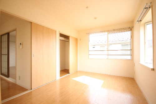 メゾン　本郷 203号-2