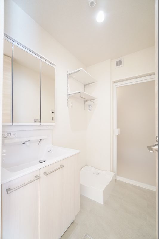 ヴィオラ　トレ　ルチア 105号-9