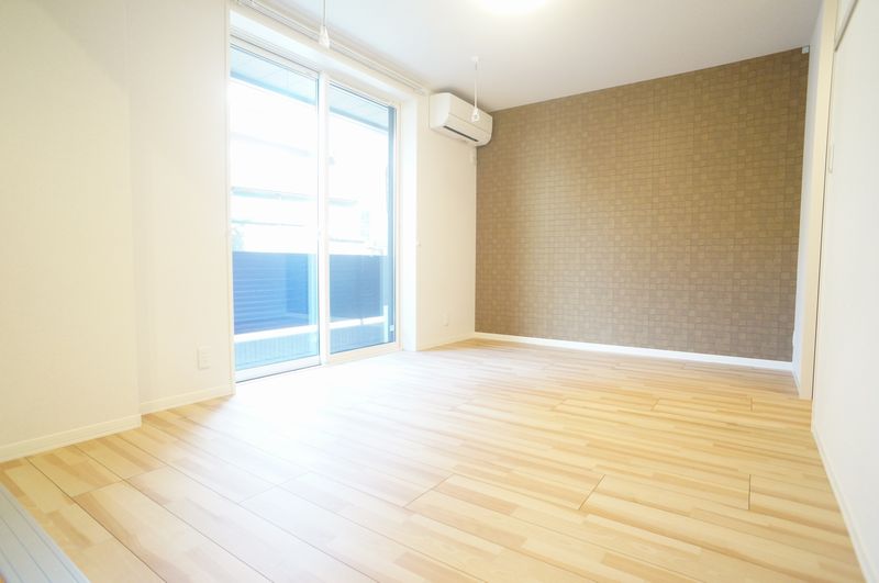 グランレーヴ新都心 102号-3