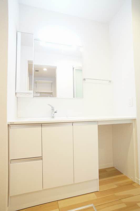 グランレーヴ新都心 102号-6