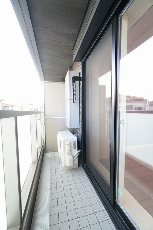 ウィステリア　コート 201号-8