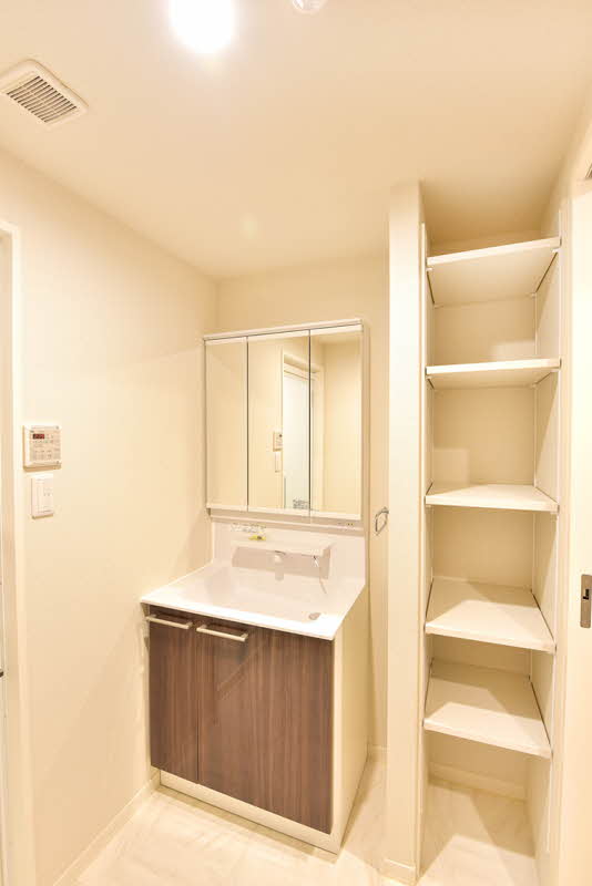 グランレーヴ上小町 203号-8