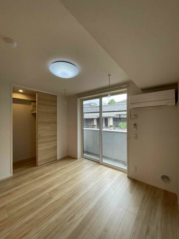 サンヴァリエ 三橋 102号-6