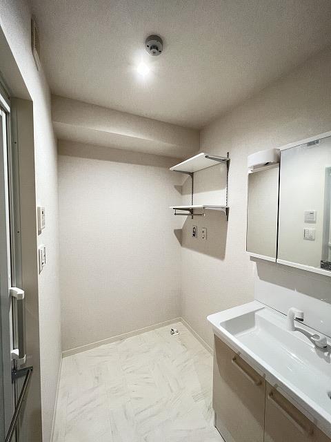 クレセント本郷　Ⅵ 103号-8