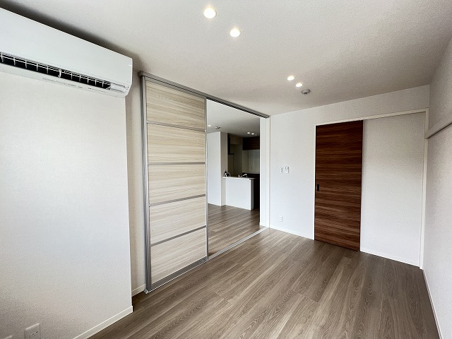 クレセント本郷　Ⅵ 203号-5