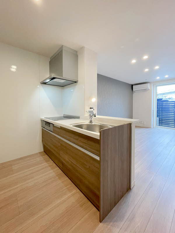 ヴィラ　グレイシア 101号-6