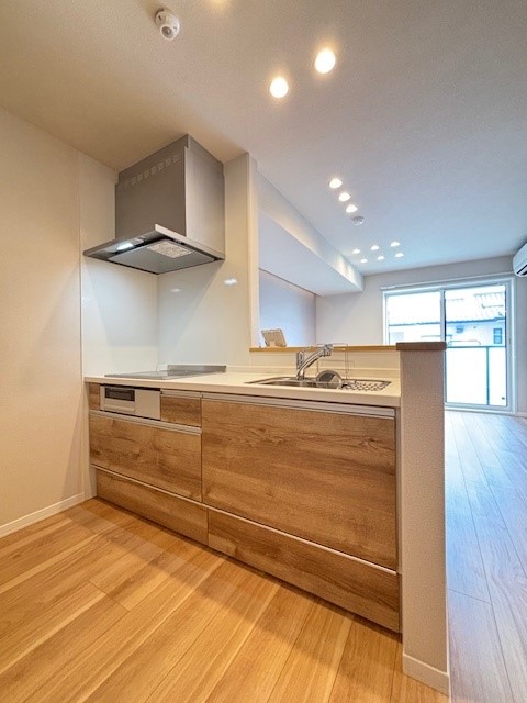 メゾン　ド　スリジエ 201号-4