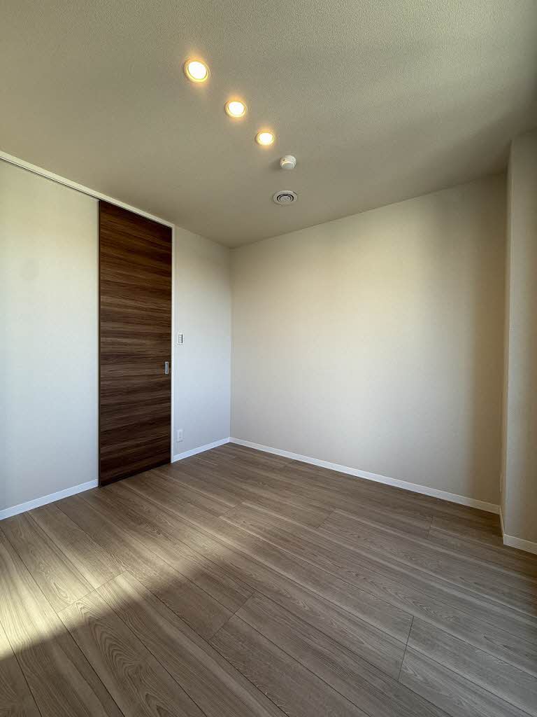 シャトー ワイエス 301号-6