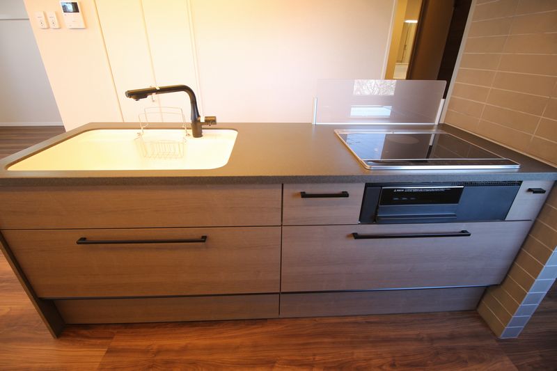 セゾレーナ 203号-3