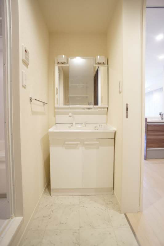 ブランシェ・ボヌール　Ｖ－Ｂ 203号-9