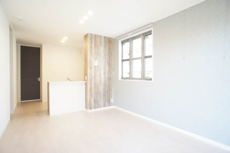 アベニール 103号-3