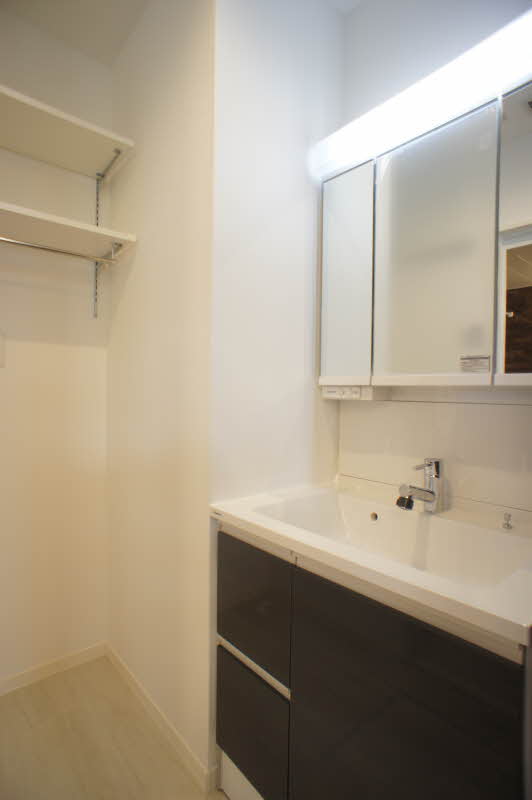 アベニール 103号-8