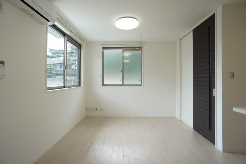 エム・ワン 101号-2