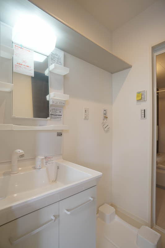 エム・ワン 101号-9