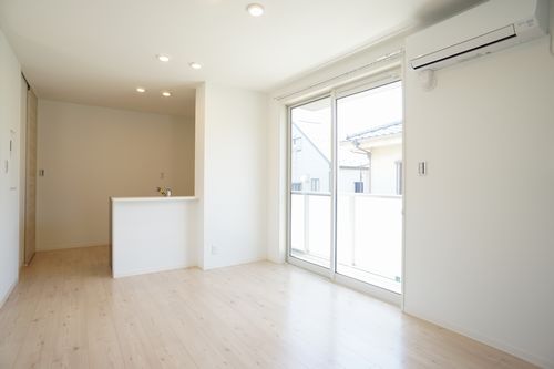 リュミエール元町 202号-2
