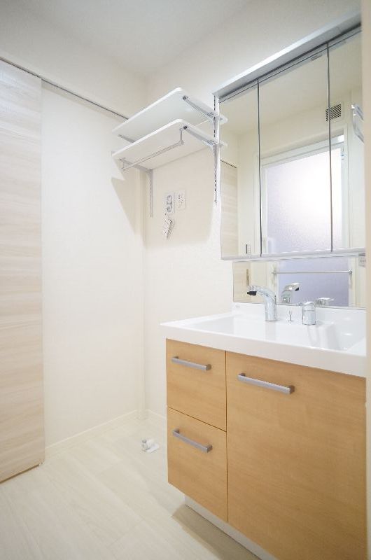 Ａｍｉｎｇ 203号-8