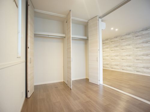 Ｙ’ｓ　Ｔｈｒｅｅ 103号-4