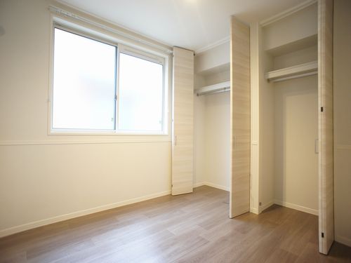 Ｙ’ｓ　Ｔｈｒｅｅ 103号-5