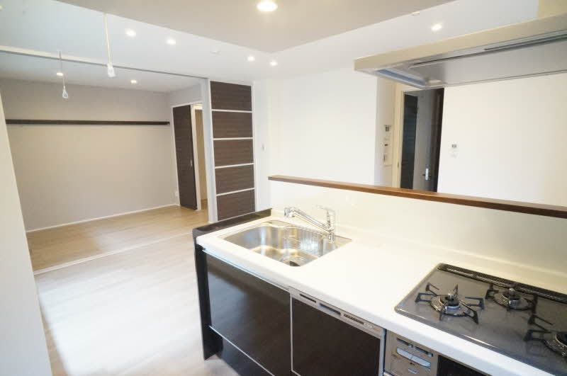 プレシャス イースト 202号-2