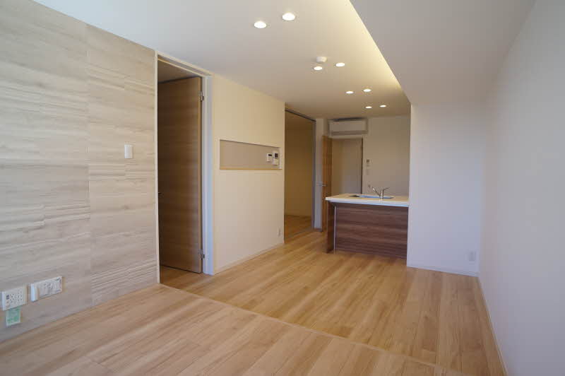 ヴィラ・ボヌール 203号-3