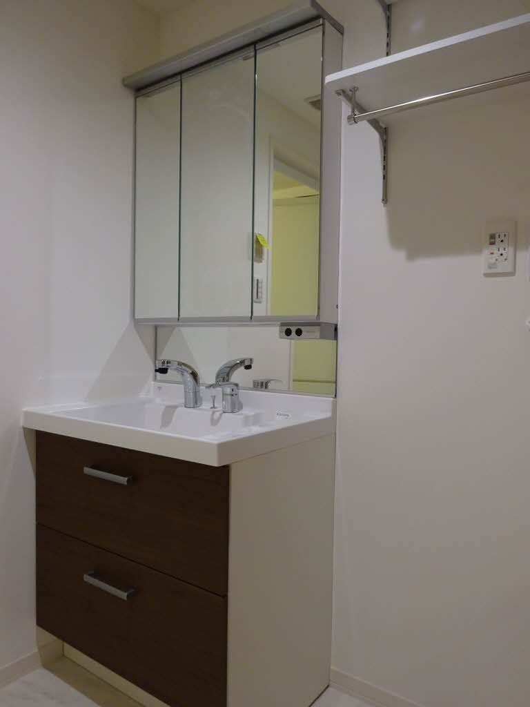 シーズンヒル 103号-8