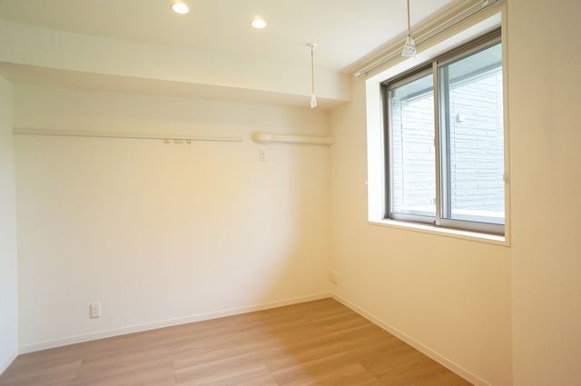 ウェストラヴィーヌ 102号-4