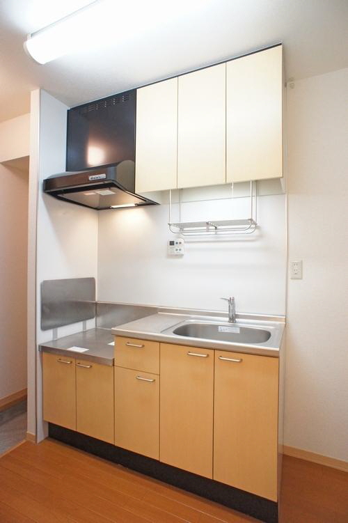 フラッツ・ブルーム 102号-3