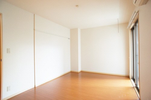 フラッツ・ブルーム 102号-4