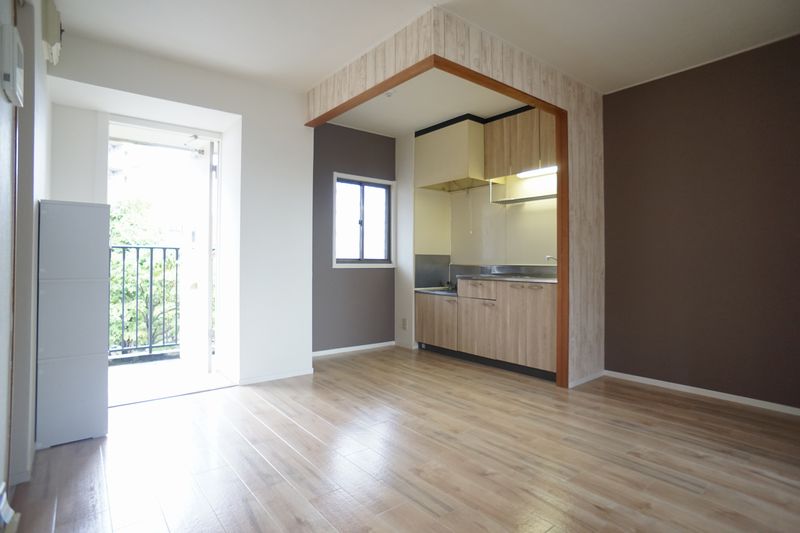 ファミーナシオン B 202号-3