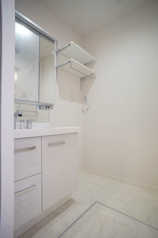 ゼブリナス元町 101号-5