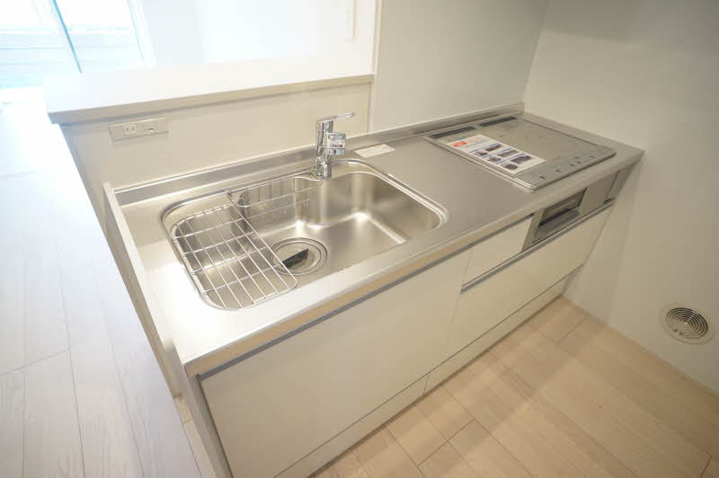 ゼブリナス元町 101号-12