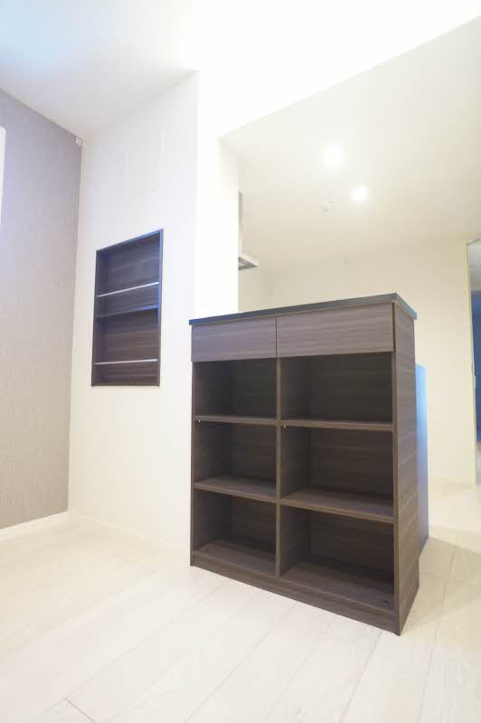 ゼブリナス元町 301号-3