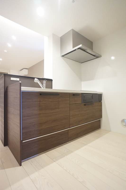 ゼブリナス元町 301号-4