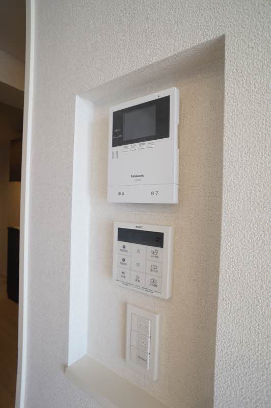 ゼブリナス元町 302号-8