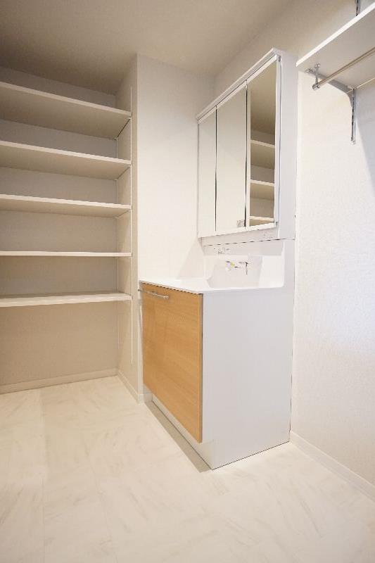 ラッシュドノエ 201号-8