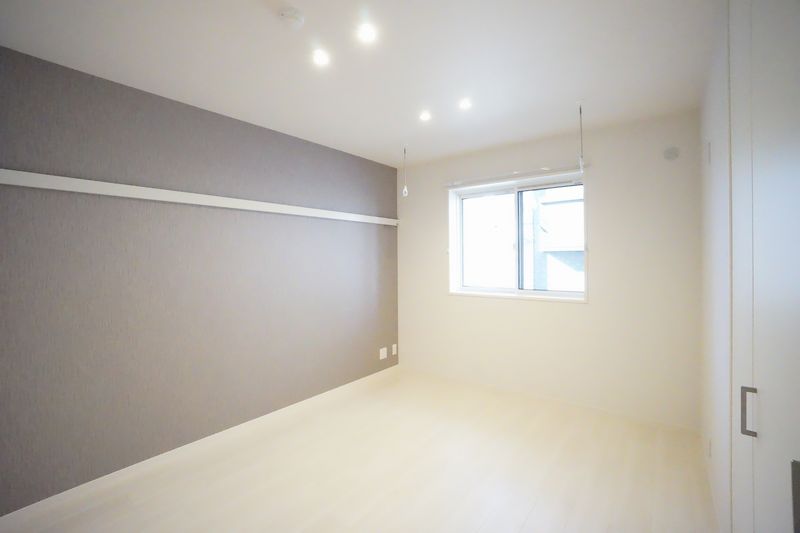 シャーサヴォア 205号-4