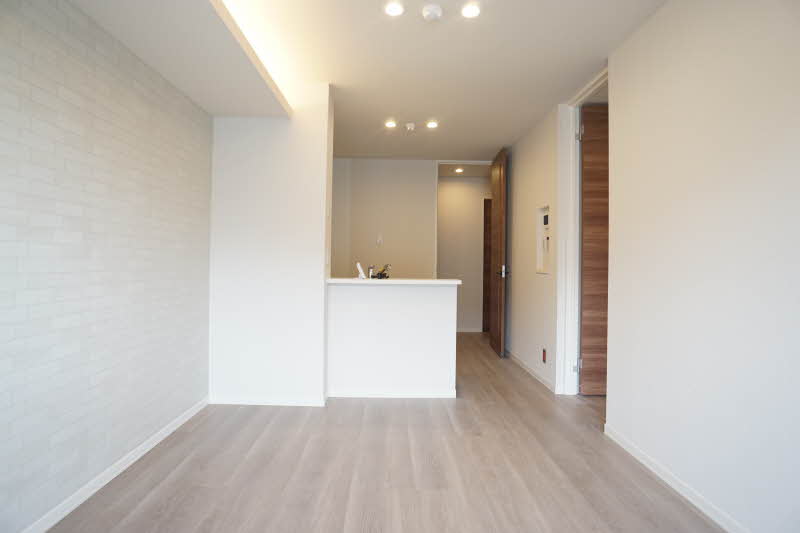 フォンターナ　鈴谷 203号-2