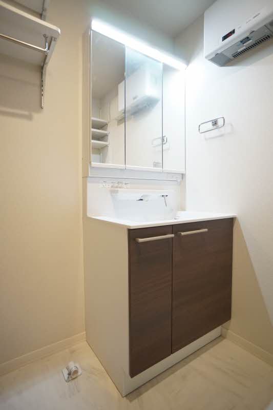 フォンターナ　鈴谷 203号-8