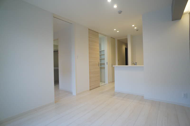 ヴィラ　ロベリア 102号-3