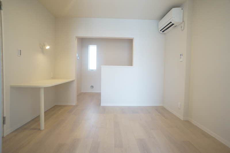 シュ　シュ 303号-5